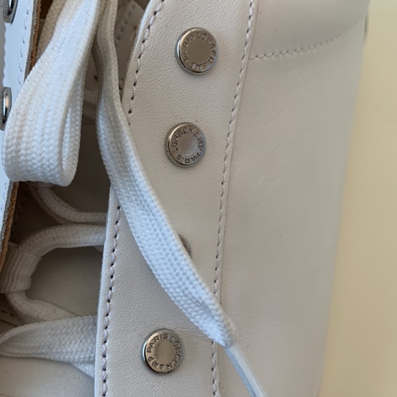 *HOST PICK*  Longchamp White Leather Sneakers - Picture 6 of 14